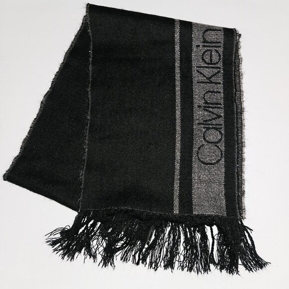 Calvin Klein Scarf Black White Design Spellout Soft Fringe READ - Picture 1 of 9